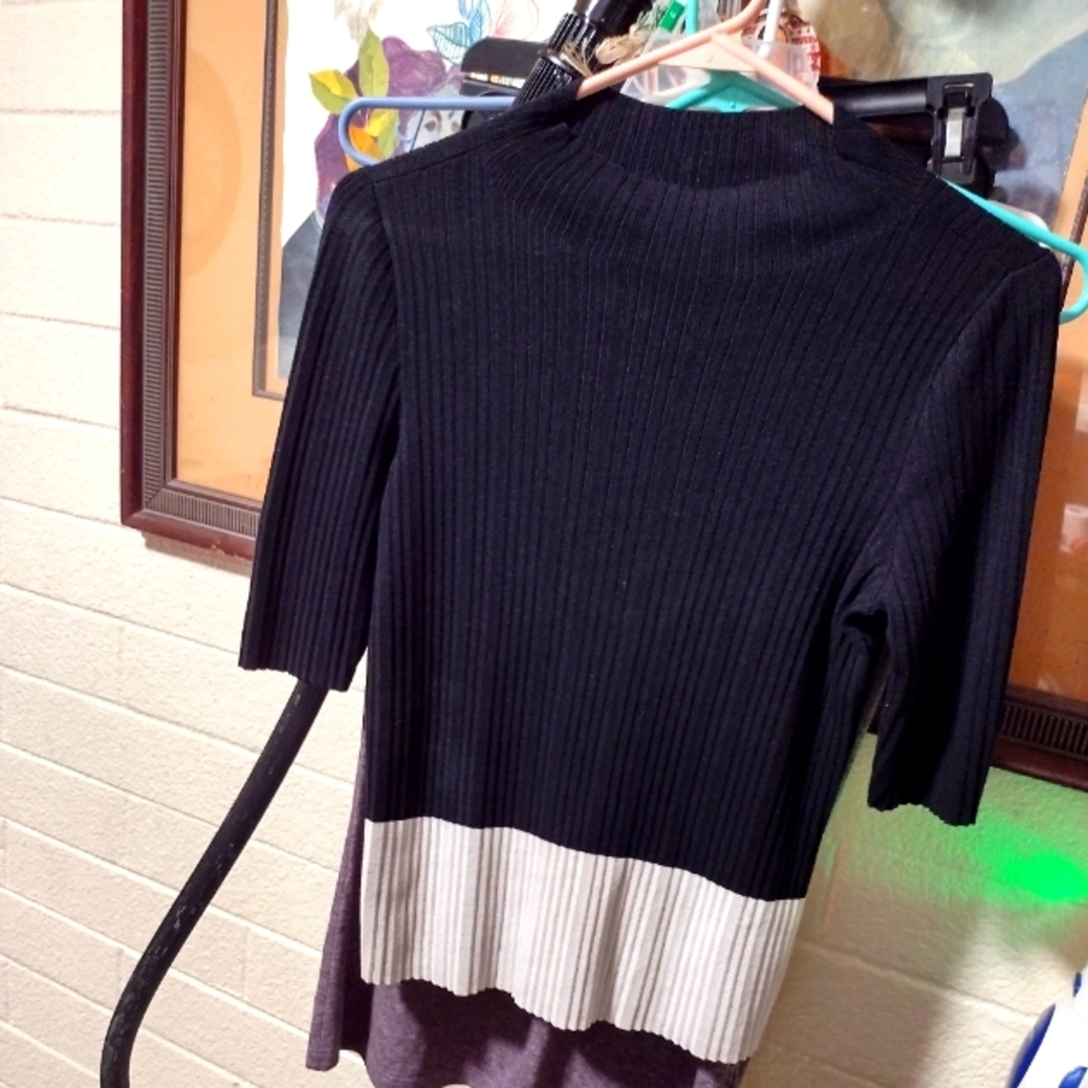 Women's sweater